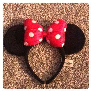Authentic Disney Park Minnie Mouse Ears/headband